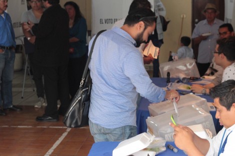 Panistas acuden a elegir a sus nuevas dirigencias, nacional y estatal.