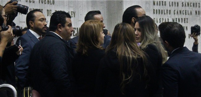 Diputados panistas se cansaron de esperar a que la aplanadora de MORENA y sus aliados iniciaran la  sesión y se retiraron a seguir sus actividades del viernes.  