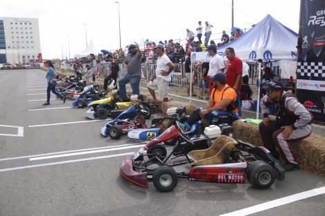 Finalizó en Veracruz el <em>Festival del Motor Veracruz 2018</em> con la premiación de los pilotos ganadores en las distintas categorias de Go Karts.