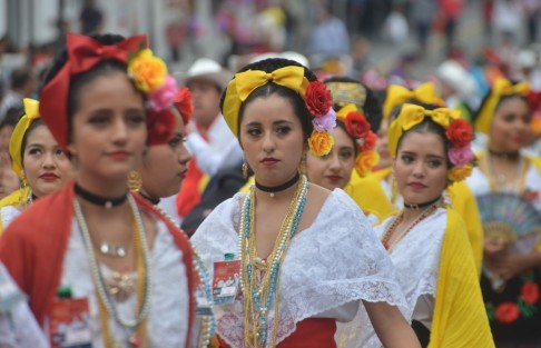 Con la participación de 2370 bailarines, se rompió el  récord de 2017, en el que participaron 1938 personas. 