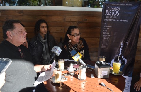 Los próximos días 31 de noviembre y 1 de diciembre se presentará en Coatepec la obra teatral <em>Los Asesinos Justos</emN de Albert Camus, la cual será presentada por la compañía Cañandonga, que realizará una adaptación de la misma. 