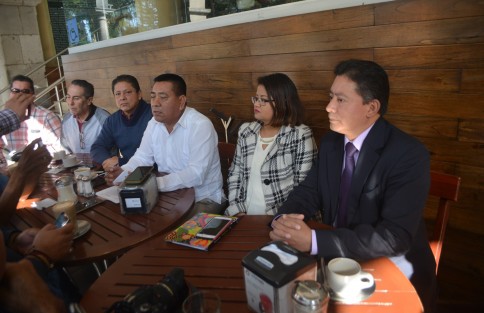 La Confederación Revolucionaria de Obreros y Campesinos (CROC) hizo un cambio en la federación Veracruz, nombrando a Angelini Baxin Mata, secretario general del Sindicato de Limpia Pública del Ayuntamiento de Veracruz. Por tal motivo, la federación a cargo de Francisco Morales Sarmiento se declaró autónoma y libre. 