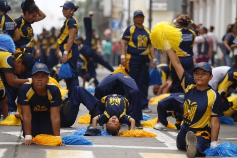 Se celebró el 108 Aniversario de la Revolución Mexicana con un desfile por las principales calles del centro de la ciudad de Veracruz. Participaron escuelas de distintos niveles educativos. 