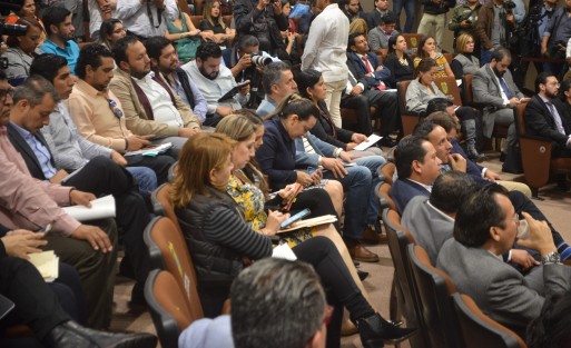 En la segunda comparecencia ante la LXV legislatura fue el encargado de la Sedecop, Alejandro Zairic, quien explicó a los encargados de la comisión de Obras especiales y desarrollo económico de la miles de empresas que llegaron a Veracruz durante su estos dos años.