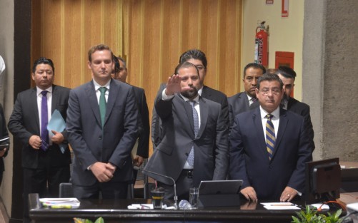 En la segunda comparecencia ante la LXV legislatura fue el encargado de la Sedecop, Alejandro Zairic, quien explicó a los encargados de la comisión de Obras especiales y desarrollo económico de la miles de empresas que llegaron a Veracruz durante su estos dos años. 