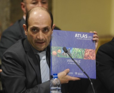 Comparecencia del secretario de Desarrollo Agropecuario, Rural y Pesca, William Charbel Kuri Ceja, ante diputados de la LXV legislatura. 