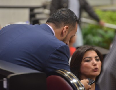 Pese a que cuando buscaba el  voto de los xalapeños para ser  diputado (lo cual consiguió pero por la vía plurinominal) para conseguir más recursos, Sergio Hernández a nombre del PAN propuso la eliminación del Impuesto a la Nómina, porque como anda repitiendo el Gobernador Yunes, la próxima administración espera apoyo de la federación por 30 mmdp.