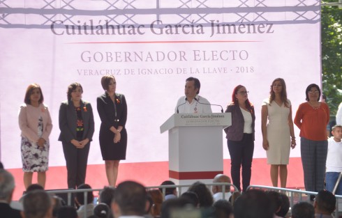 Ariadna Aguilar Amaya ocupará la Oficialía Mayor de la Secretaría de Educación de Veracruz (SEV); Guadalupe Osorno Maldonado estará en la Secretaría de Protección Civil (SPC); Daniela Griego Ceballos estará en el Instituto de Pensiones del Estado (IPE). 