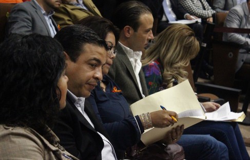 Ya falta menos para que estas comparecencias terminen, hoy  por la mañana le tocó al titular de la SEV, Enrique Pérez, comparecer ante diputados y Comisión de Educación.