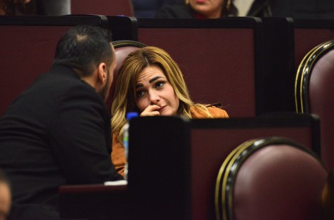 Para no variar, durante esta sesión algunos diputados también se agarraron del moco. 