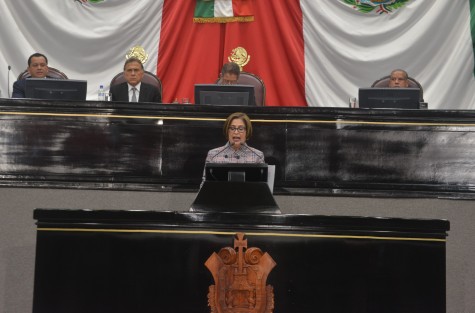 A nombre de la bancada de MORENA, la  diputada Margarita Corro Mendoza cuestionó la administración de Miguel Ángel Yunes Linares y su incumplimiento a sus promesas de campaña, mismas que resultaron en el repudio y desaprobación demostrada por los ciudadanos el 1 de julio.  