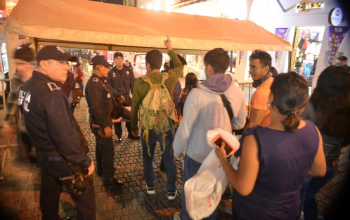 Seguridad en el centro histórico de Xalapa por la toma de protesta del gobernador Cuitláhuac García  en los primeros minutos este sábado en la Legislatura; posteriormente tomará protesta a su gabinete y dará un mensaje en la Plaza Lerdo.
