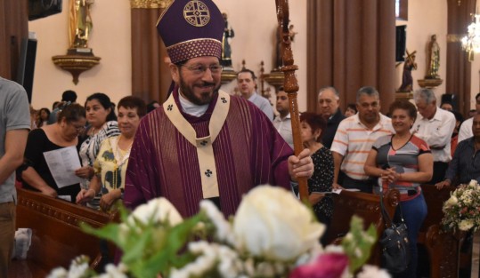 Domingo de adviento en la catedral de Xalapa.  