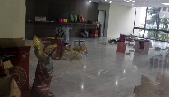 Sigue paralizada la cafetería del Palacio Legislativo.  Al parecer pastorcitos y borregos tendrán que pedir posada. 