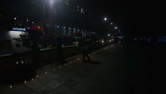 Una vez más se revivió en Xalapa la tradición del del niño perdido; decenas de personas se dieron cita en  parque Juárez y en Los Lagos de Xalapa colocando una vela encendida iluminando el camino para que El Niño Jesús pueda llegar a su destino. En esta ocasión se celebró 25 años  de esta tradición.  