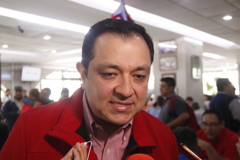 El dirigente estatal del PRI, Américo Zúñiga Martínez, aseguró que ya iniciaron la regeneración de este partido. Zúñiga Martínez estuvo acompañado por José Eduardo Calzada Rovirosa, Coordinador Nacional del Movimiento Territorial. 