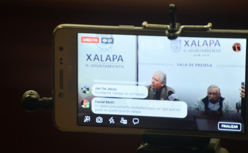 El alcalde de Xalapa, Hipólito Rodríguez, dijo que se buscará hacer una consulta para pedir al presidente  AMLO que las oficinas de Conagua  se instalen en la ciudad de Xalapa, e invitó a todos los xalapeños a su informe del próximo sábado.   