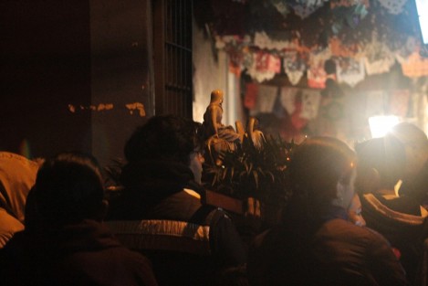 Iniciaron las posadas. Afortunadamente algunas fieles a la tradición. 
