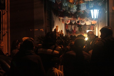 Iniciaron las posadas. Afortunadamente algunas fieles a la tradición. 