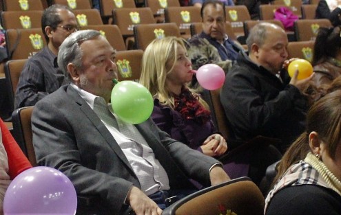 El  presidente de la Junta de Coordinación Política, diputado Juan Javier Gómez Cazarín; la legisladora Adriana Paola Linares Capitanachi, el Secretario General del Congreso del Estado, Domingo Bahena Corbalá, y la diputada Ferráez Centeno, participaron en las dinámicas.  