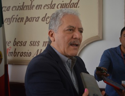 El alcalde de Xalapa Hipólito Rodríguez aceptó y lamentó que los nuevos policías municipales no hayan recibido el curso de tiro, y dijo que pedirá a la academia de Puebla que se les devuelva el dinero para mandarlos a la academia de El Lencero a capacitación. 
