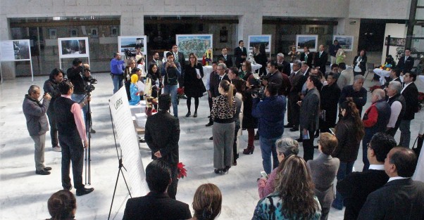 En el Palacio Legislativo se inauguró la  la exposición <em>Expresa nuestros valores</em>, que presenta el Órgano de Fiscalización Superior. Una muestra de 13 piezas, en la que las áreas administrativas plasmaron los tres valores que los rigen en su actuar diario.