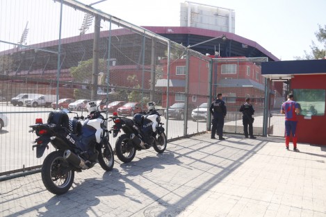 Roban más de un millón de pesos de las oficinas del Club Tiburones Rojos de Veracruz. Sujetos no identificados se introdujeron al inmueble durante la madrugada y sustrajeron dinero en efectivo.