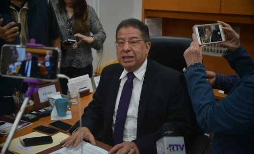 En entrevista, el presidente de la mesa directiva del Congreso del Estado, Juan Manuel Pozos Castro, habló de los logros hasta ahora de esta Legislatura. Resaltó la independencia de la actual Legislatura, a diferencia de la anterior, que estaba sometida al Ejecutivo.