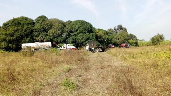  Como parte de los trabajos del <em>Operativo Estatal de Seguridad Pública en Veracruz</em>, elementos de la Fuerza Civil recuperaron seis vehículos con reporte de robo, los cuales eran utilizados para el trasiego de hidrocarburo de procedencia ilícita.