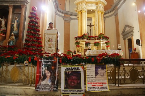 En la catedral de Veracruz se ofreció una misa en memoria de personas desaparecidas. Colectivos de búsqueda participaron. 