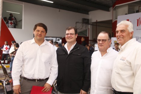 Reapareció en un evento público el ex alcalde Ramón Poo Gil. Durante la develación de la placa conmemorativa de los 100 Años de la Cruz Roja en Veracruz, Poo Gil indicó, <em>No tengo nada que decir, ni del pasado, ni del futuro</em>.