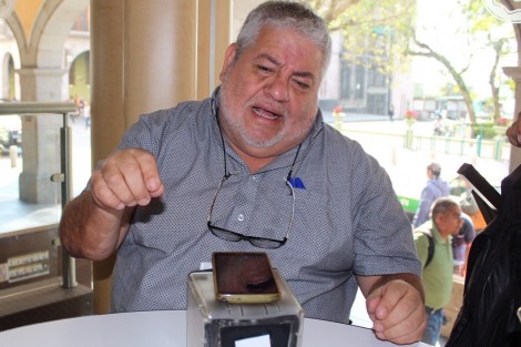 El delegado federal en la entidad, Manuel Huerta Ladrón de Guevara, dio a conocer que se realizará una revisión exhaustiva a los padrones de los programas asistenciales que el gobierno de la República aplica en Veracruz, pudiendo hacerse una depuración en los mismos.