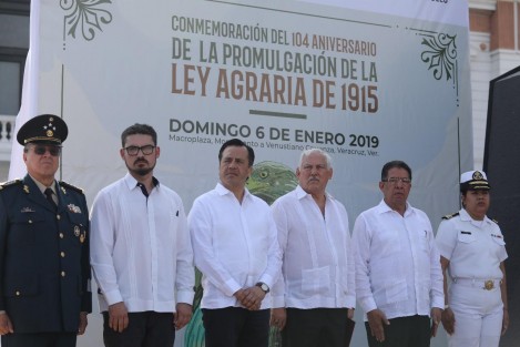 García Jiménez anunció el programa de conversión a cañeros para producir arroz y mejorar sus ingresos, además de que Veracruz albergará al Instituto Nacional del Café.  