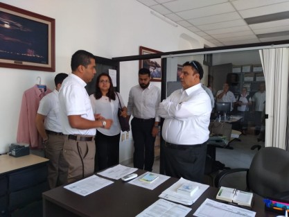 Esta mañana entró en funciones como Titular del Instituto Nacional de Migración, en Veracruz, el Mtro. Edgard González Suárez, catedrático de la Universidad Veracruzana. El nombramiento lo firma el comisionado nacional del INMI, Dr. Tonatiuh Guillén López. 