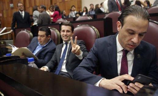 Aspectos de la Décima Primera Sesión de la LXV Legislatura de Veracruz. 