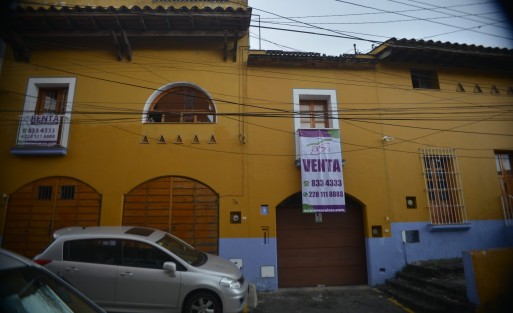 La sobrina del escritor Sergio Pitol puso en venta o renta, la casa donde el escritor pasara sus últimos años. La heredera del maestro dijo que no hubo interés de las autoridades locales, estatales ni de la UV en conservarla como museo, al parecer nadie se acercó a comprarle el patrimonio. 