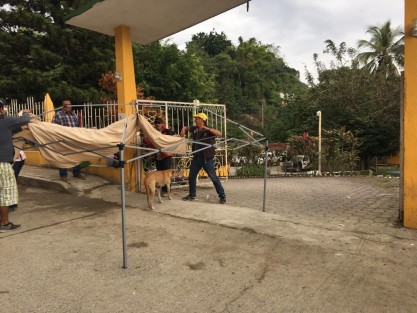 Después de setenta y dos horas, que se llevara a cabo la toma de las instalaciones de las oficinas que el albergan las oficinas de la UIPJ de la FGE por parte de un grupo importante de ciudadanos encabezados por el licenciado Maurilio Córdoba Olarte, éstos, en forma pacífica, se retiraron de dicho lugar.
