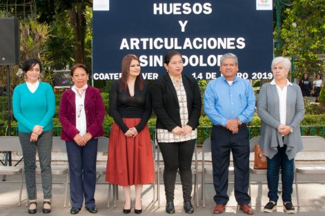 En el parque Miguel Hidalgo, de la ciudad de Coatepec, se inauguró  la Jornada de salud, Huesos y Articulaciones sin Dolor. 