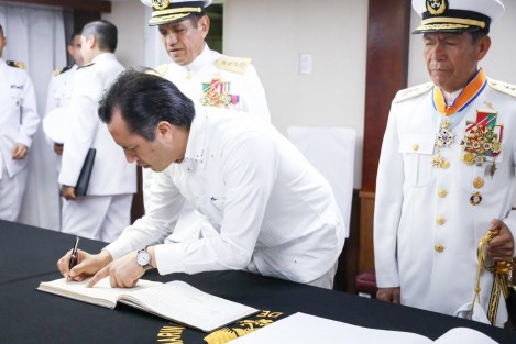 El gobernador de Veracruz, Cuitláhuac García Jiménez, reconoció y respaldó la labor que realizan los integrantes de la Fuerza Naval del Golfo con sede en la ciudad y Puerto de Tuxpan. 