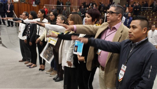Con 45 votos a favor, tres en contra y cero abstenciones, el Congreso del Estado aprobó el nombramiento de las personas que integrarán el Consejo Estatal Ciudadano, órgano del Mecanismo Estatal de Coordinación en Materia de Búsqueda de Personas. Luego de ello, se procedió a la toma de protesta.  
