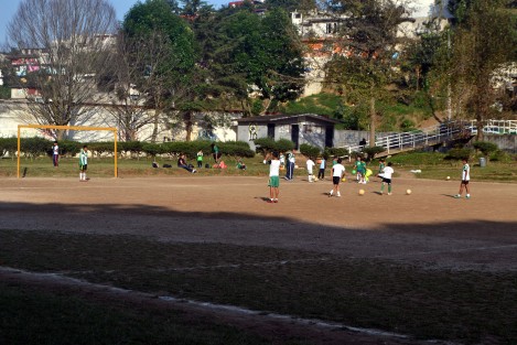 También han creado una pequeña escuela de futbol a la que acuden niños de las colonias cercanas como los son la Jaramillo, Veracruz y Niños Héroes. 
