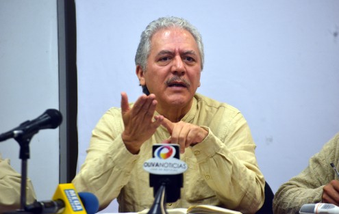 El presidente municipal de Xalapa, Hipólito Rodríguez Herrero, insistió en que deben pagarse en su totalidad las participaciones federales para esta capital y que superan los 80 millones de pesos, las cuales se adeudan desde la administración de Javier Duarte, pues la población requiere de esos recursos. 