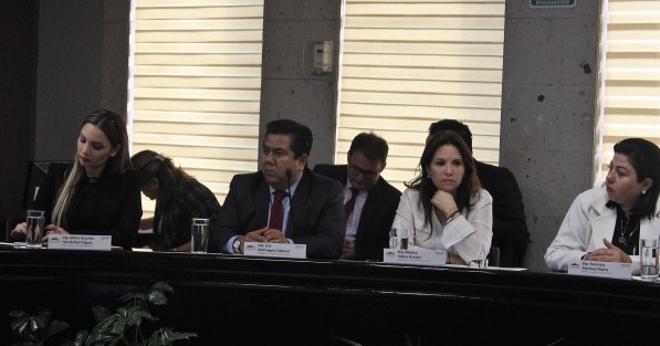 El titular del Órgano de Fiscalización Superior del Estado (Orfis), Lorenzo Antonio Portilla Vásquez, compareció ante integrantes de la LXV Legislatura, donde además de rendir un informe sobre las actividades realizadas en el ejercicio 2018, respondió las preguntas de las diputadas y los diputados. 