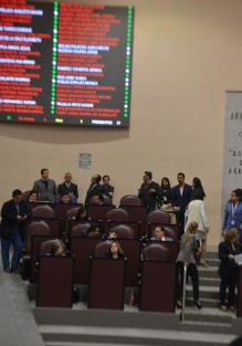 Diputados panistas ahora sí exigen  al Ejecutivo Estatal. Presenta la legisladora del PAN un anteproyecto por el cual se exhorta al Ejecutivo y a la SEFIPLAN a cumplir con las sentencias, emitidas por la Suprema Corte de Justicia de la Nación.