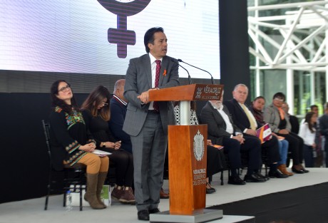 Durante su participación en la declaración de Cero Tolerancia a la Violencia en contra de las Mujeres y Niñas en Veracruz, el ejecutivo estatal detalló que esta determinación se debe a un acto de justicia, además de que la mayoría de solicitudes presentadas para ocupar dichos cargos pertenecen a mujeres, mismas que dijo, están altamente capacitadas para fungir como magistradas.