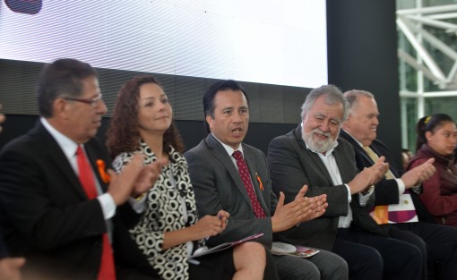 El gobernador Cuitláhuac García Jiménez dio a conocer que dentro de la propuesta que enviará al Congreso del Estado para la ocupación de las magistraturas que se encuentran vacantes en el Poder Judicial la mayoría serán mujeres. 