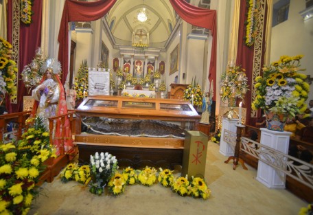 En el municipio de Teocelo se llevó a cabo la tradicional feria patronal en honor a Santo Entierro de Cristo. 