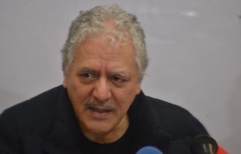 Al intentar hablar sobre es deslave ocurrido el sábado por la mañana en la colonia Veracruz, El alcalde Hipolito Rodríguez dijo, y de lo ocurrido en la colonia Revolución ayer en la mañana les decimos que ya está todo bajo control,  exhibiendo así su desconocimiento del las colonias en Xalapa.