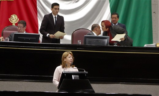 Aspectos de la Décima Quinta Sesión Ordinaria de la LXV Legislatura de Veracruz.