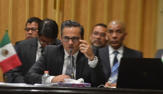 Mientras la percepción de familiares de desaparecidos es todo lo contrario, el fiscal Jorge Winckler se atrevió a declarar a la país Fiscalía especializada en personas desparecidas, a su cargo, como la mejor en el país en su rubro.
